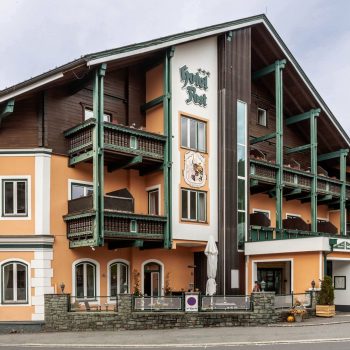 hotel-post
